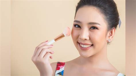 Tips Makeup Natural untuk Tampil Cantik Setiap Hari